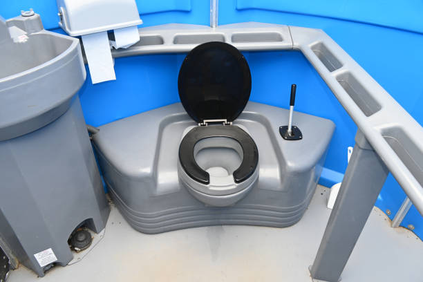 Best Porta potty delivery and setup  in Crystal City, TX